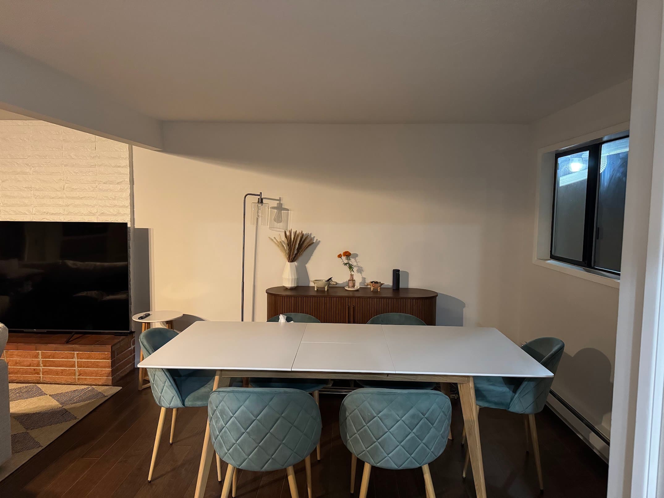 Dining area before - no overhead lighting